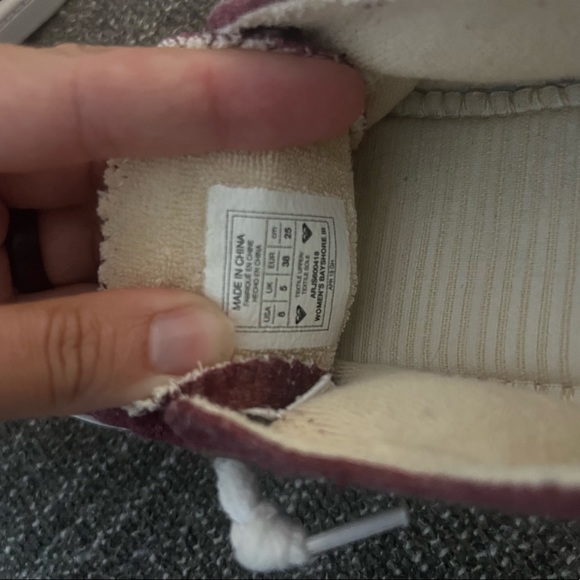 Roxy size 8 - Picture 2 of 5